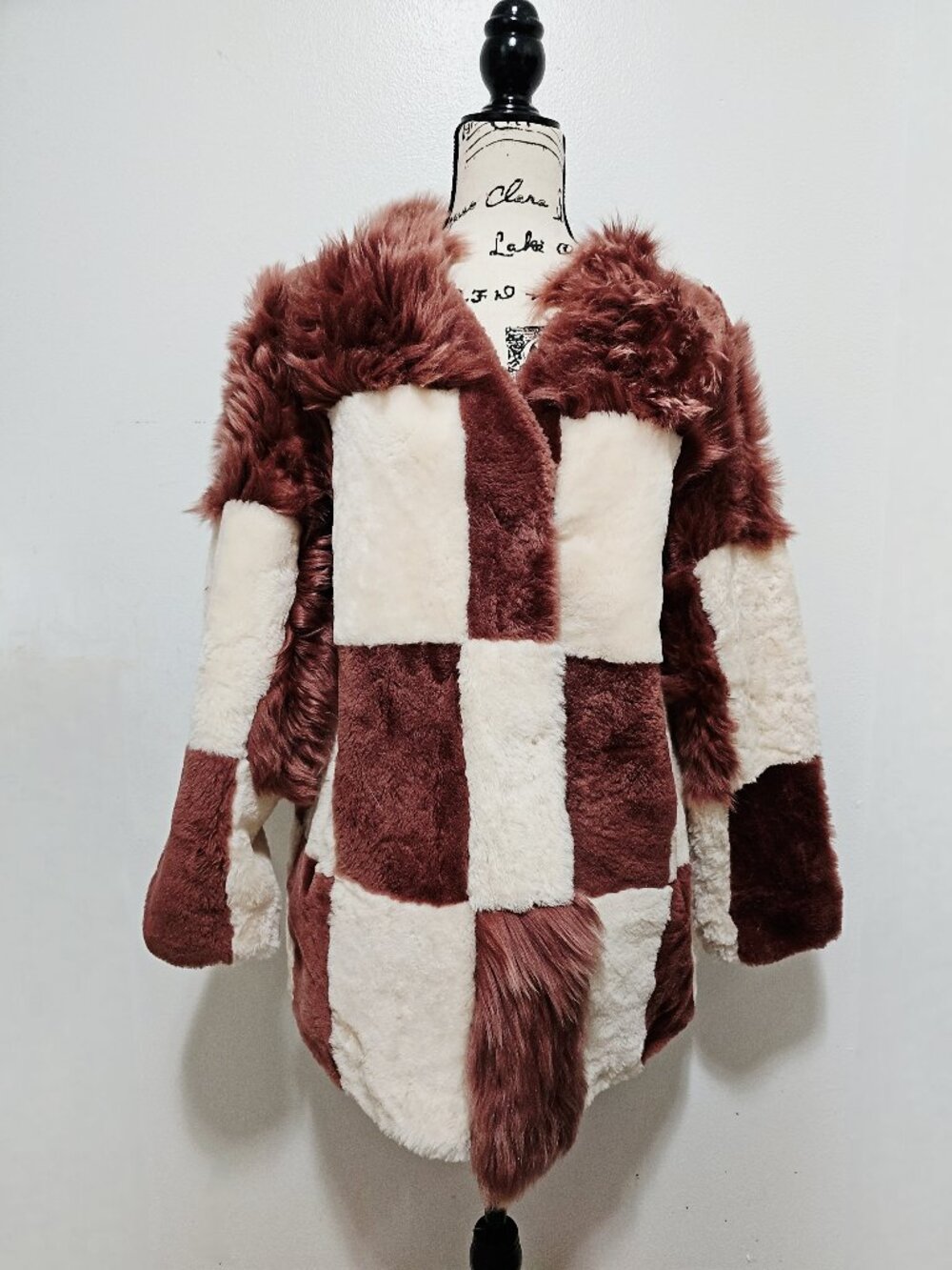 New Real Sheepskin Toscana Long-hair Lamb Fur Jacket Checkerboard Brown White